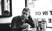 Iain De Caestecker