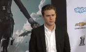 Iain De Caestecker