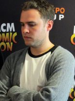 Iain De Caestecker