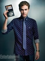 Iain De Caestecker #233400 picture (Portrait Medium)