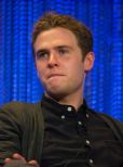 Iain De Caestecker