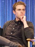 Iain De Caestecker