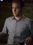 Iain De Caestecker