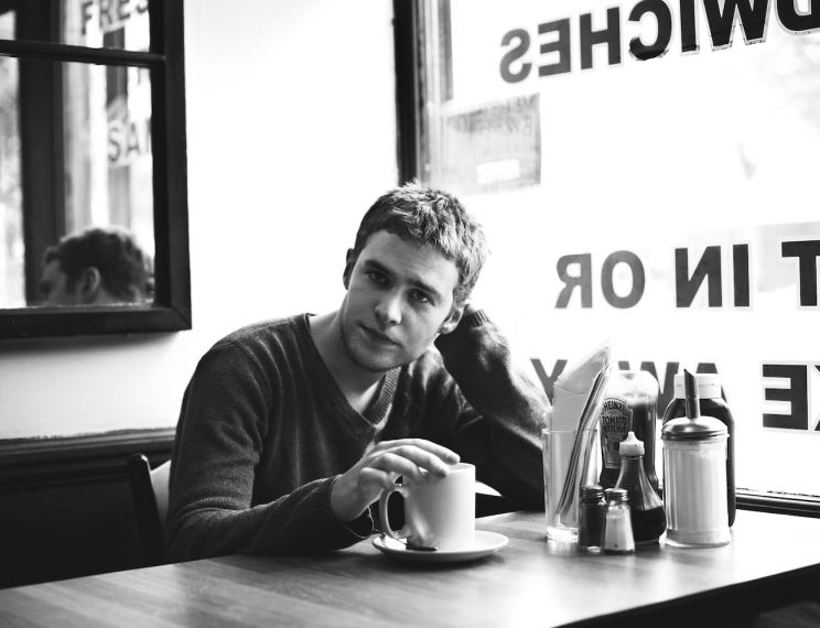 Iain De Caestecker