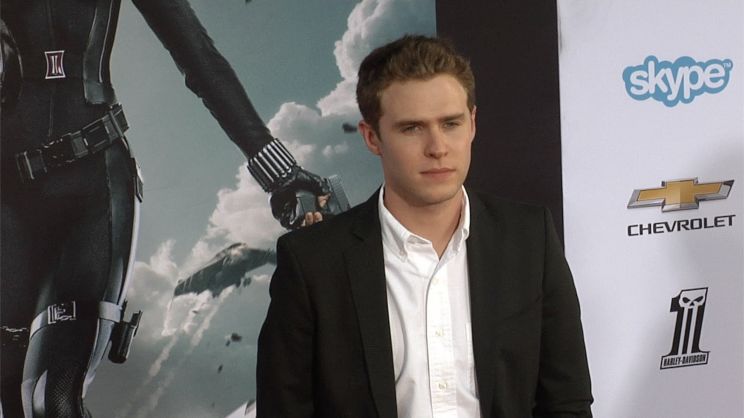 Iain De Caestecker