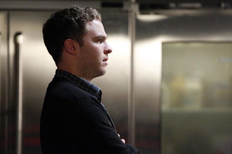 Iain De Caestecker