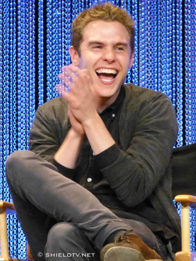 Iain De Caestecker