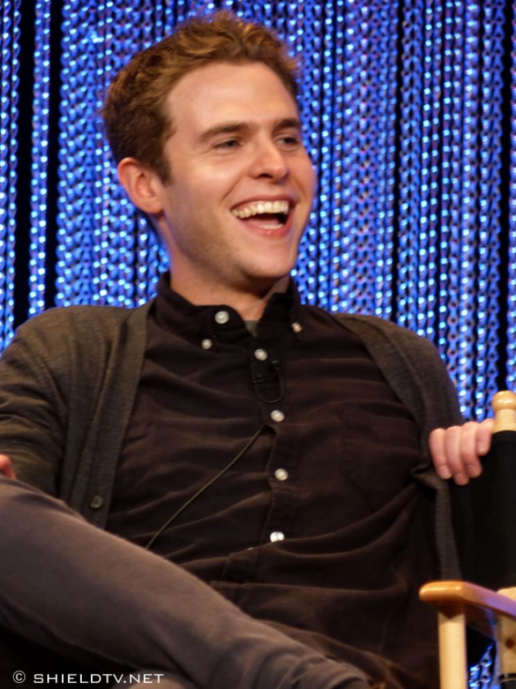Iain De Caestecker