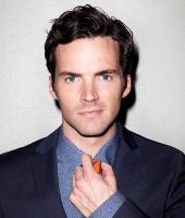 Ian Harding