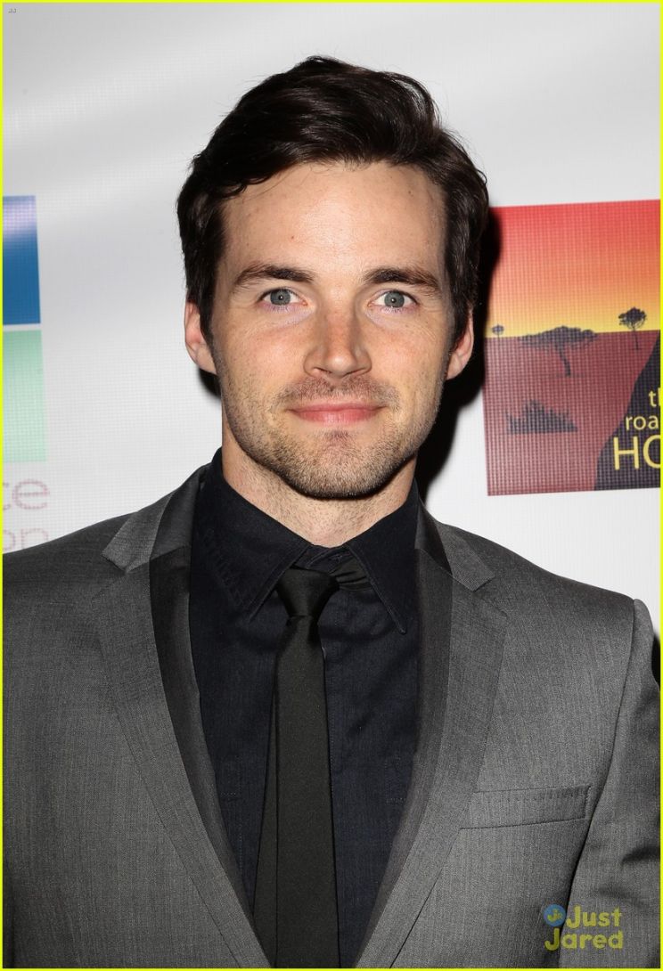 Ian Harding