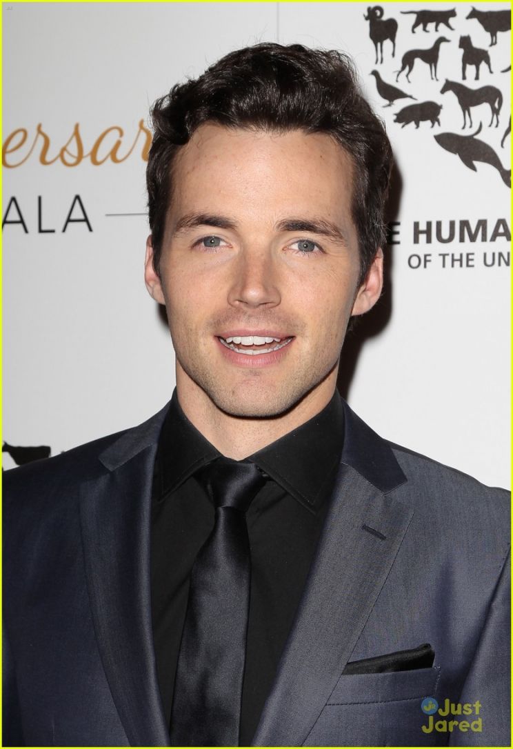 Ian Harding