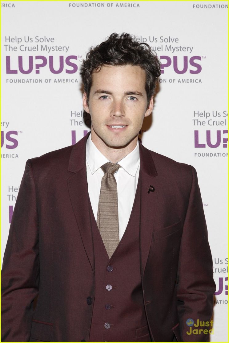 Ian Harding