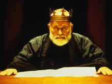 Ian Holm