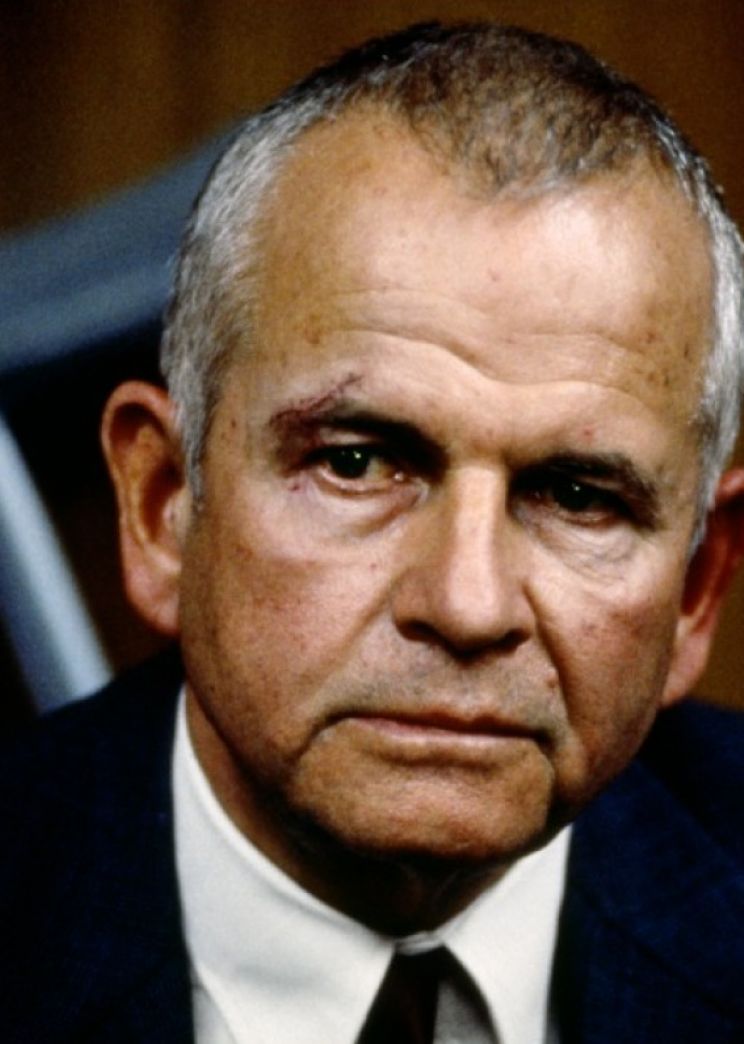 Ian Holm