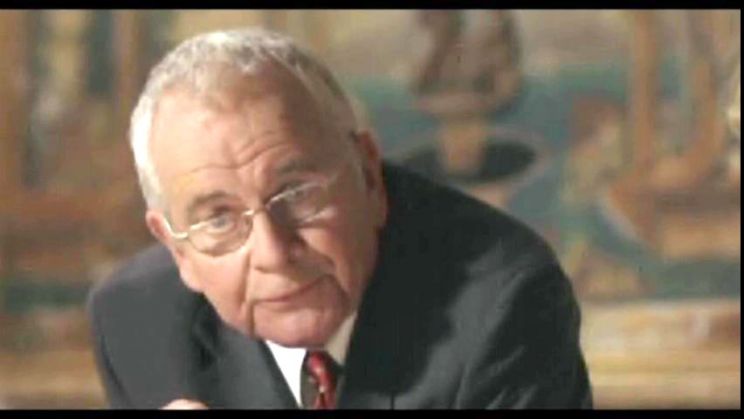 Ian Holm