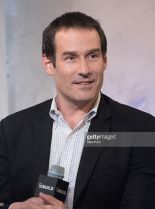 Ian Kahn