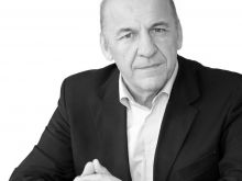 Ian Matthews