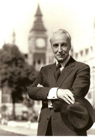 Ian Richardson