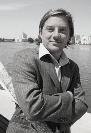 Ian Wolfe