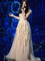 Idina Menzel