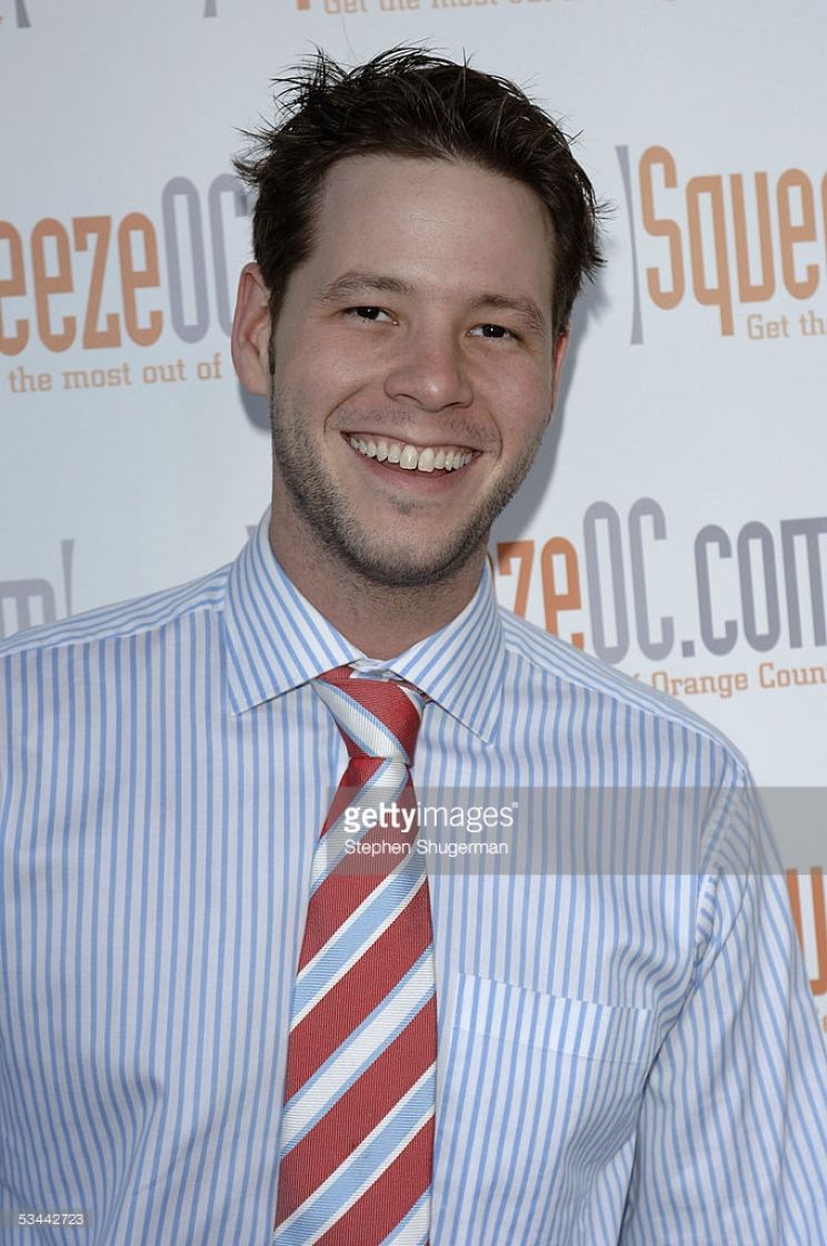 Ike Barinholtz