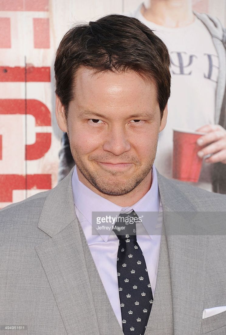 Ike Barinholtz