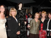 Ilene Graff #915954 picture (Landscape Medium)
