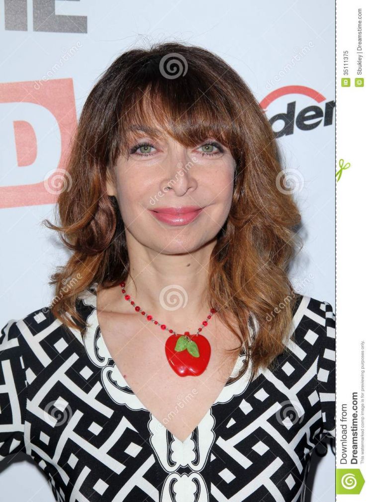 Illeana Douglas