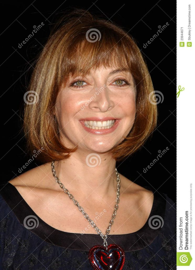 Illeana Douglas