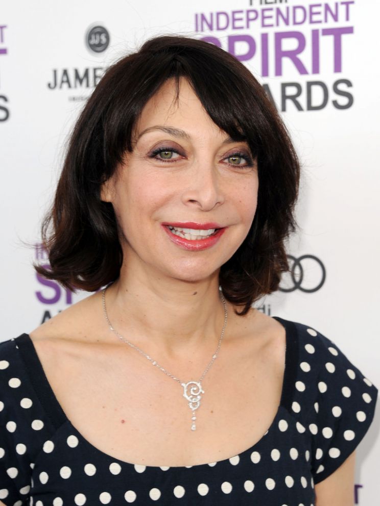 Illeana Douglas