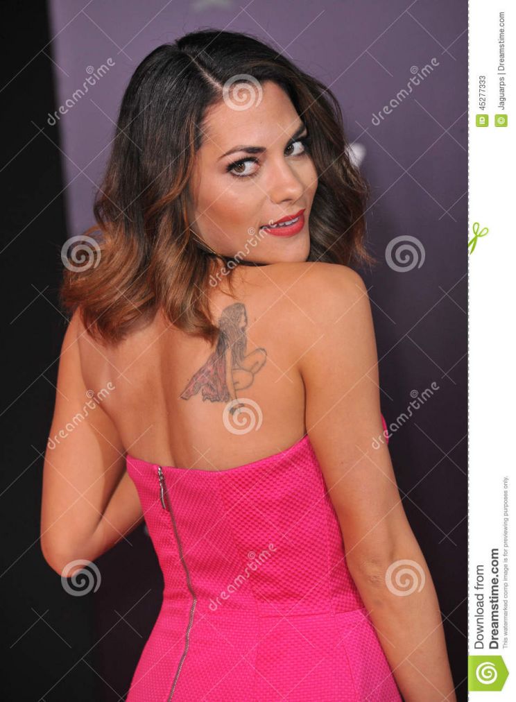 Inbar Lavi