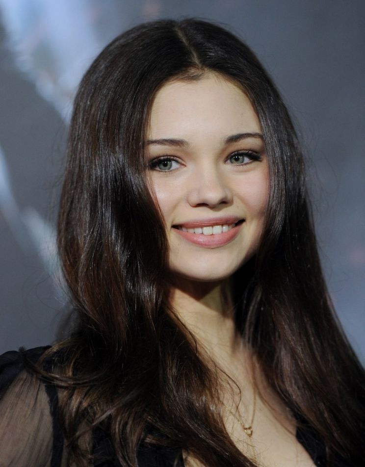 India Eisley