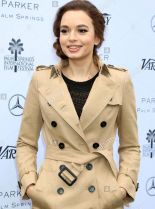 Ingrid Bisu #2250059 picture (Portrait Medium)