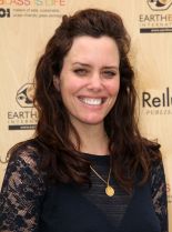 Ione Skye