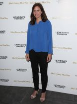 Ione Skye photo