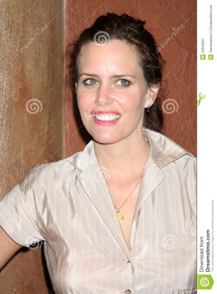 Ione Skye