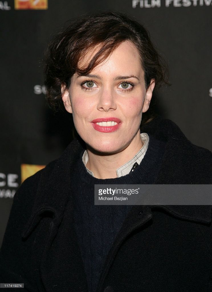 Ione Skye