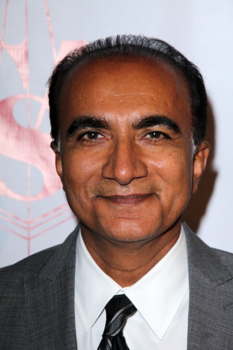 Iqbal Theba