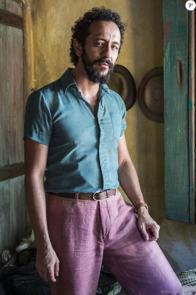 Irandhir Santos