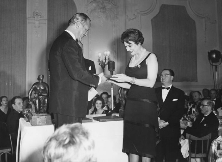 Irene Worth