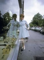 Irina Demick photo