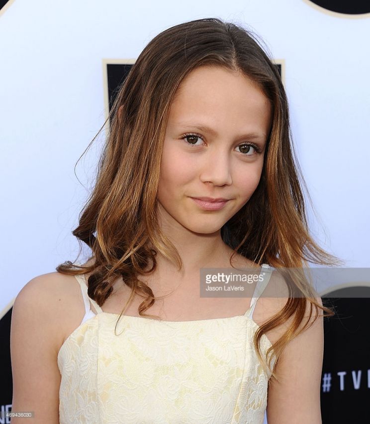 Iris Apatow