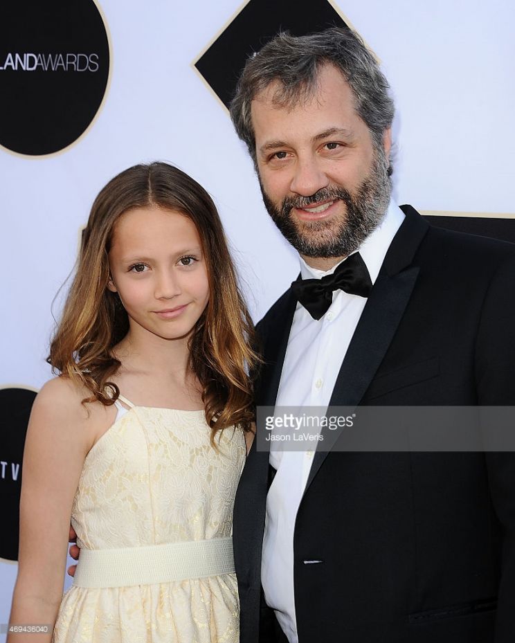Iris Apatow