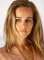 Isabel Lucas