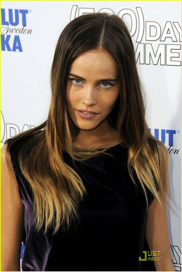 Isabel Lucas