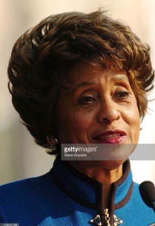 Isabel Sanford