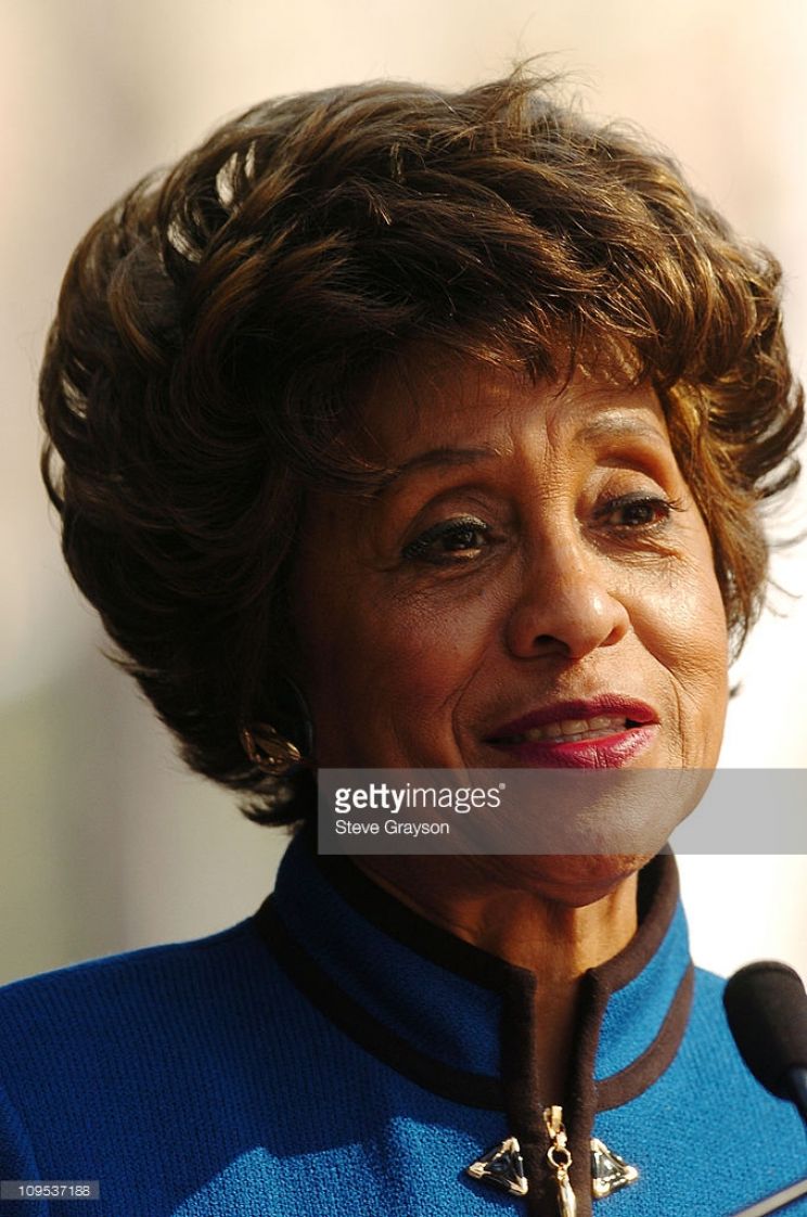 Isabel Sanford