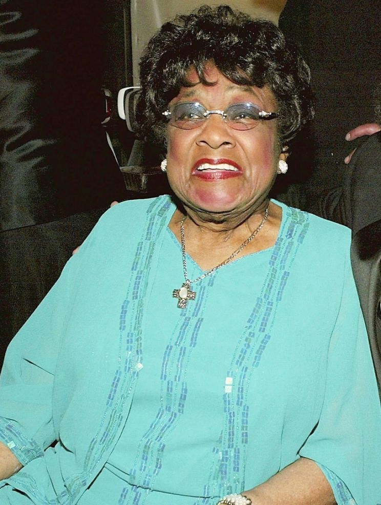 Isabel Sanford