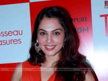 Isha Koppikar