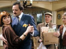 Isla Blair #896564 picture (Landscape Medium)